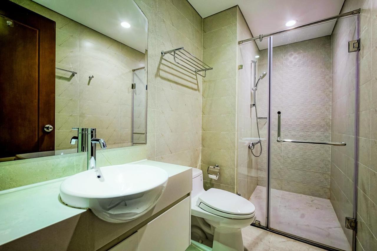 Mott Haven Apart - Vinhomes Central Park, Landmark 81 Area & Ice Rink Хошимин Экстерьер фото