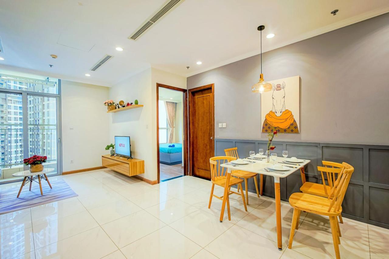 Mott Haven Apart - Vinhomes Central Park, Landmark 81 Area & Ice Rink Хошимин Экстерьер фото