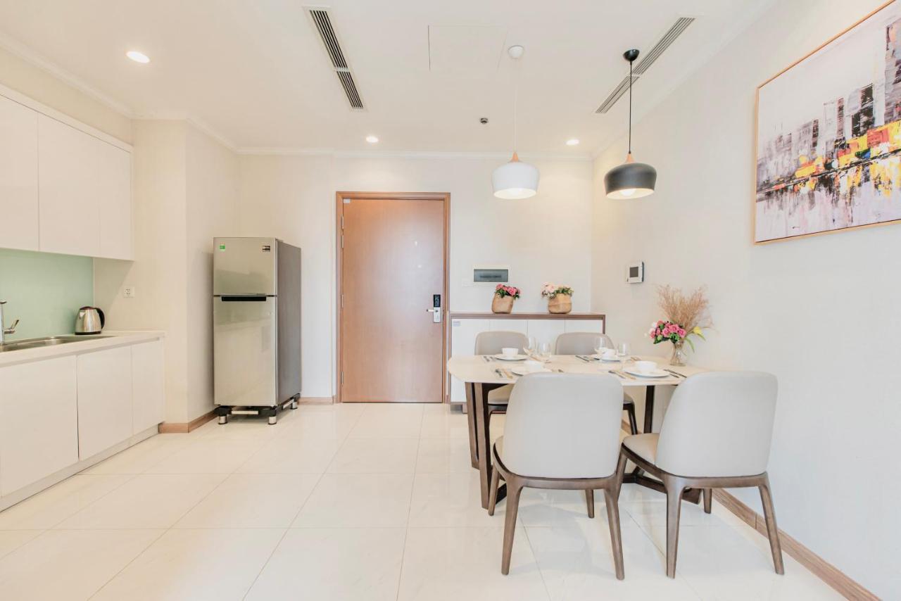 Mott Haven Apart - Vinhomes Central Park, Landmark 81 Area & Ice Rink Хошимин Экстерьер фото